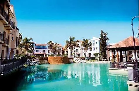 Seaview Apartment Салоу
